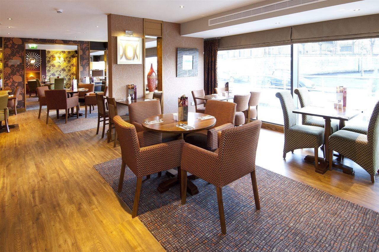 Premier Inn Bradford Central Extérieur photo