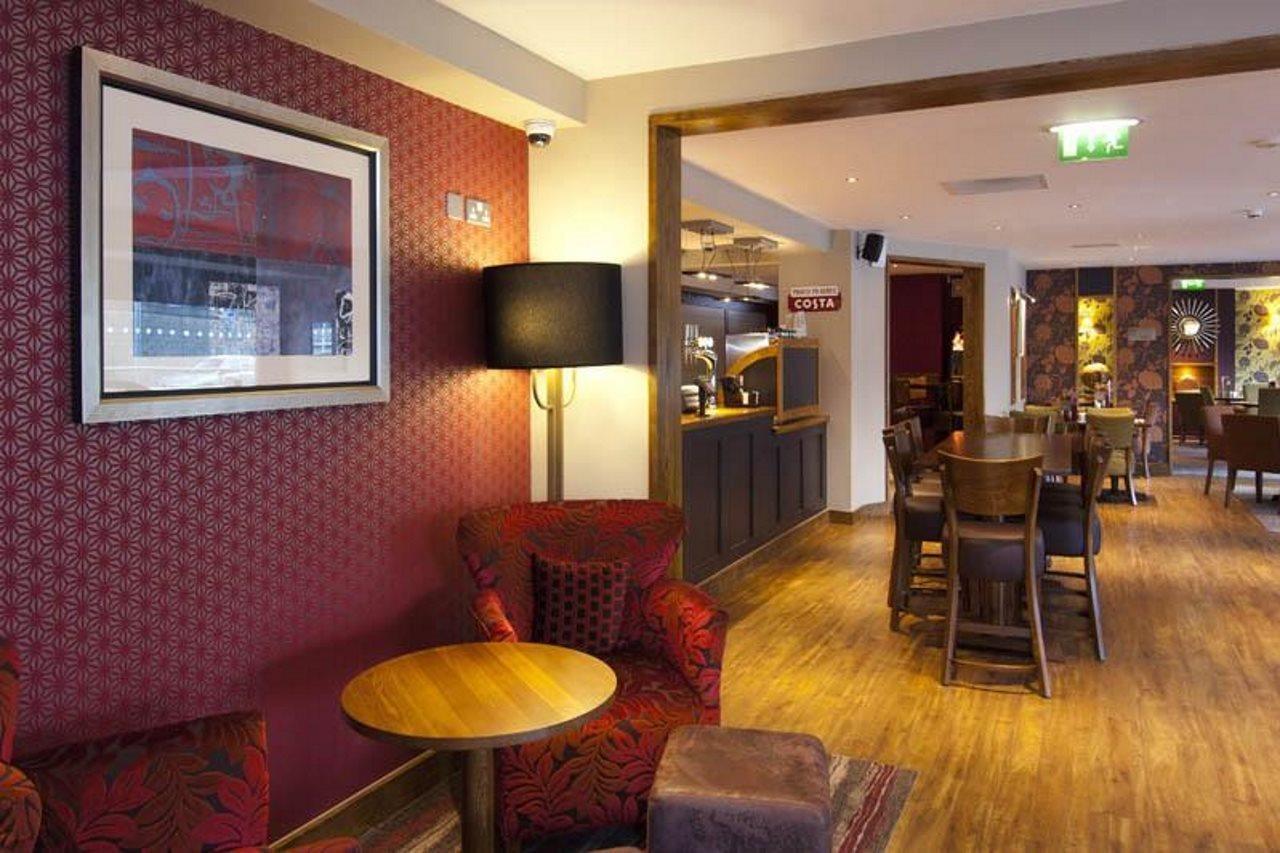Premier Inn Bradford Central Extérieur photo