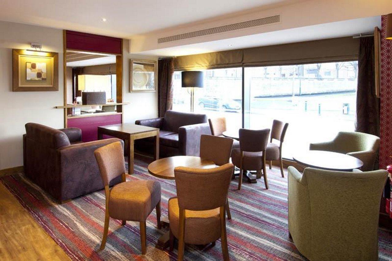 Premier Inn Bradford Central Extérieur photo
