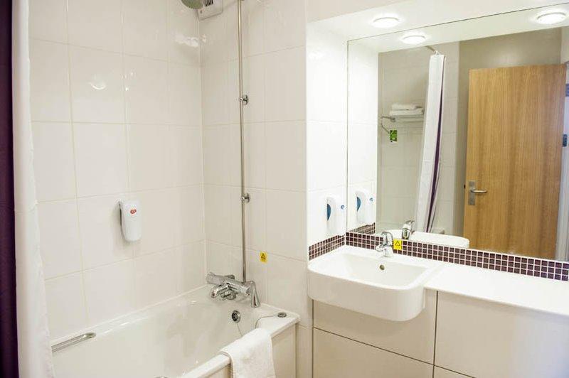 Premier Inn Bradford Central Extérieur photo
