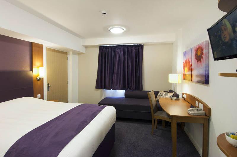 Premier Inn Bradford Central Extérieur photo