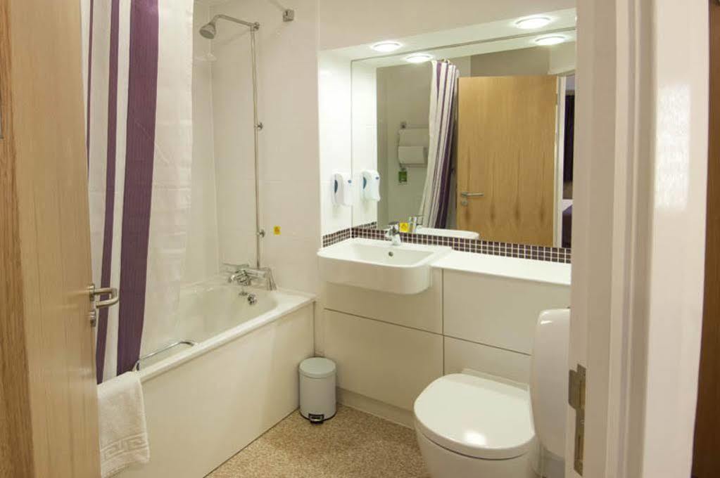 Premier Inn Bradford Central Extérieur photo
