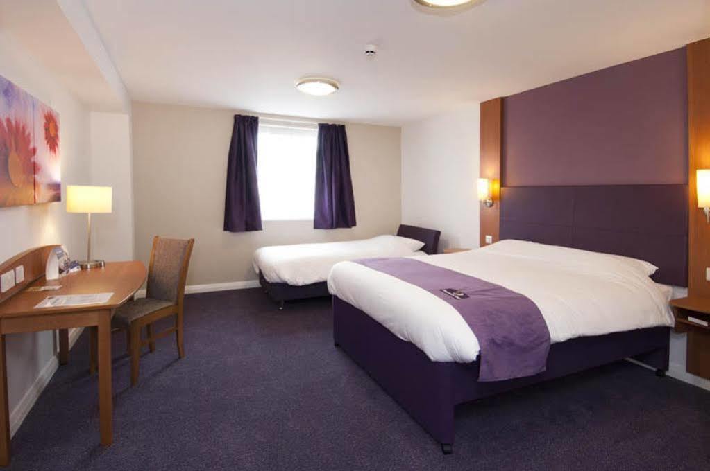 Premier Inn Bradford Central Extérieur photo