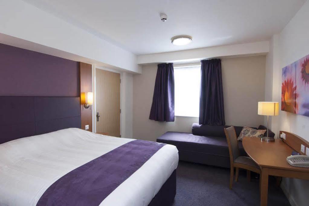 Premier Inn Bradford Central Extérieur photo